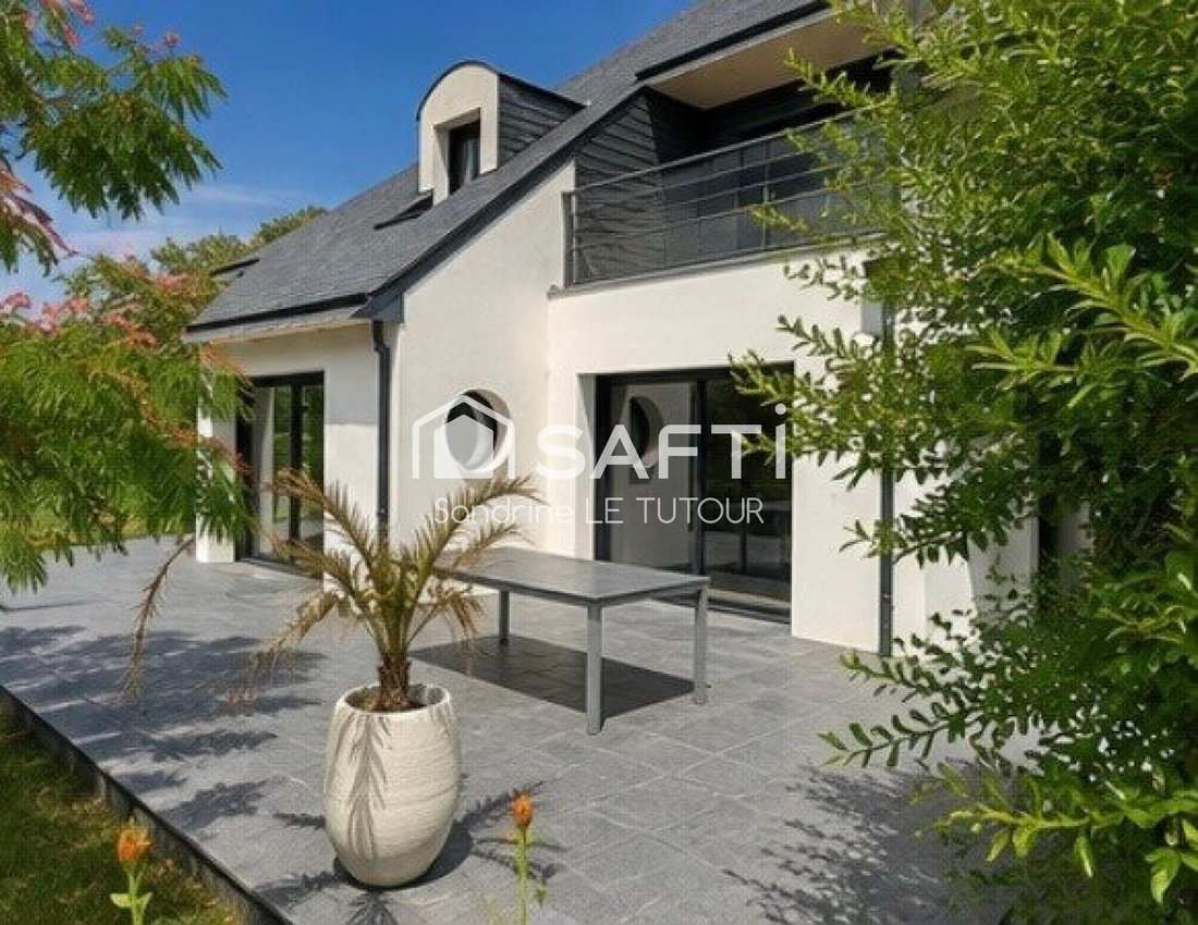 House in Locqueltas, Brittany, France 2 - 18402459