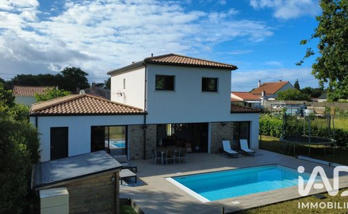 House in Le Clion-Bourg, Pornic, France 1