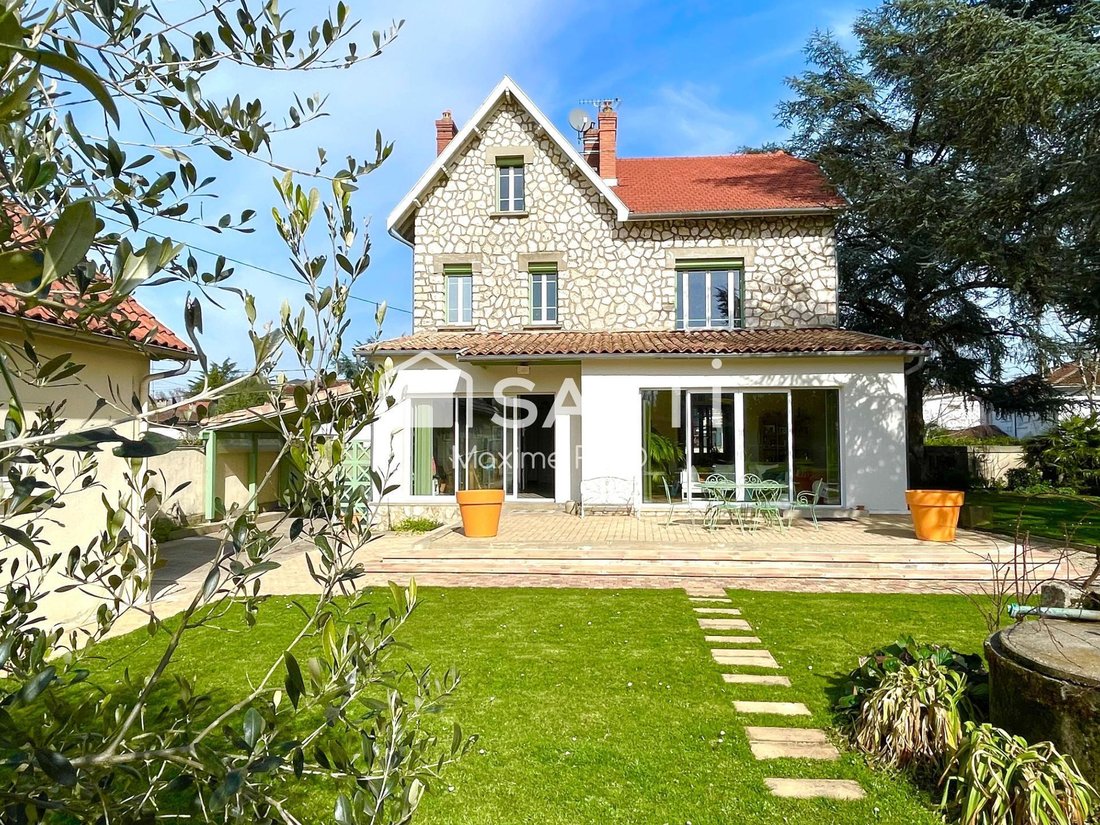 House in Marmande, Nouvelle-Aquitaine, France 1 - 18427077