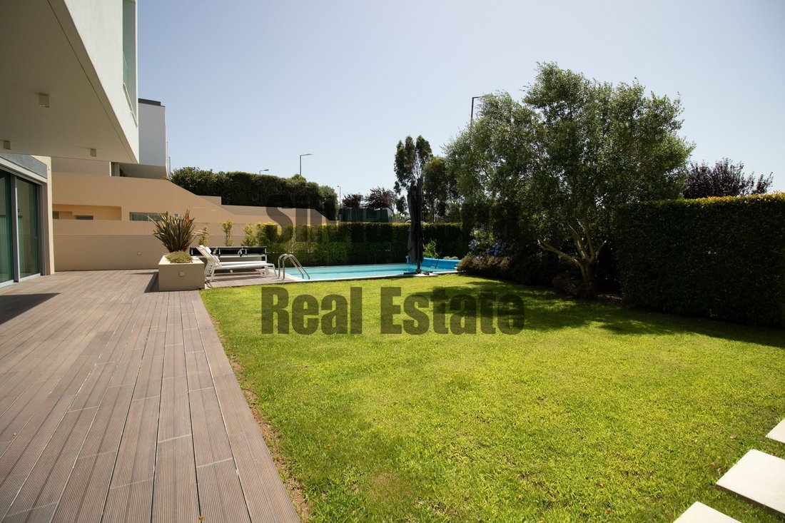Villa in Belas, Lisbon, Portugal 3 - 18426222