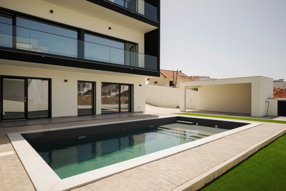 Villa in Pontinha e Famoes, Lissabon, Portugal 2 - 18376390