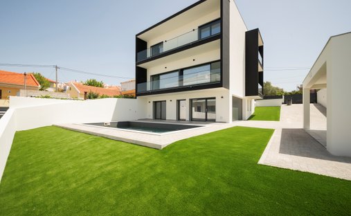 Villa a Pontinha e Famoes, Lisbona, Portogallo 1