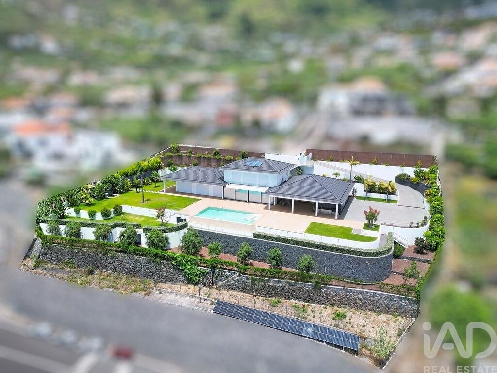 Townhouse in Estreito da Calheta, Madeira, Portugal 2 - 18258351