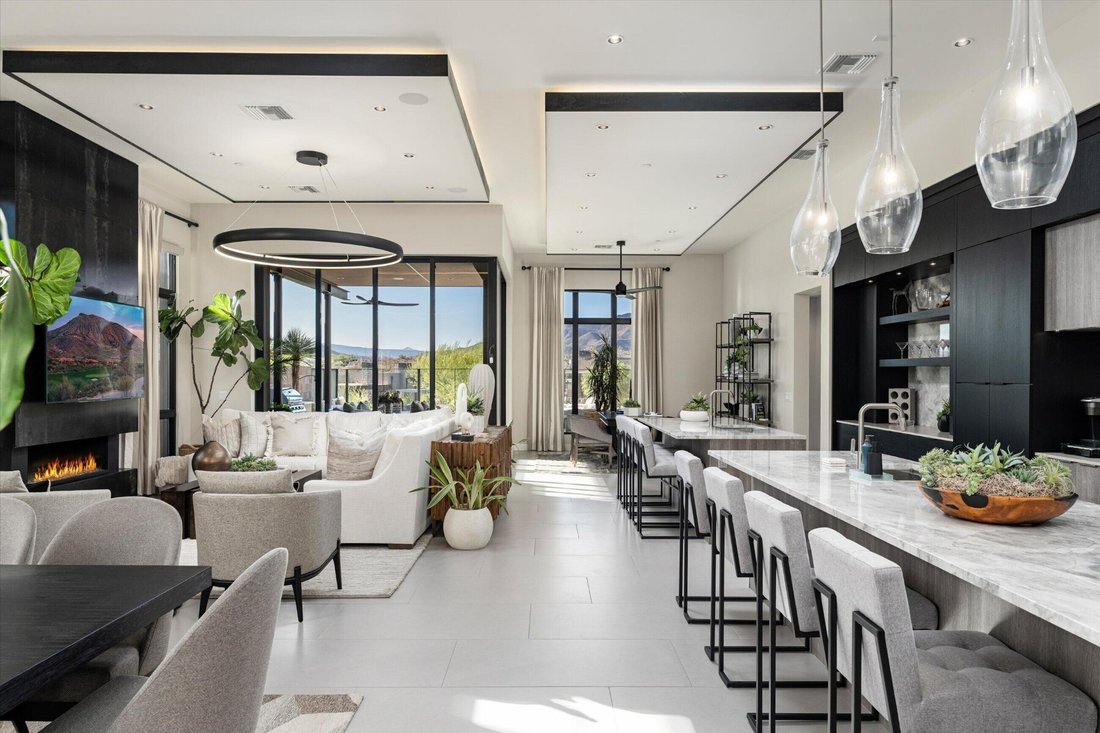 Scottsdale, Arizona, United States 5 - 18426372