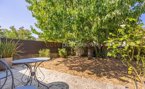Villa in Rond-point route de Paris, Nantes, France 1