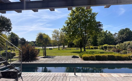 Villa in Arzon, Brittany, France 1