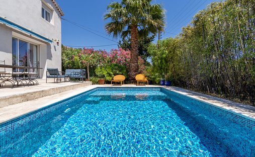 Villa in Toulon, Provence-Alpes-Côte d'Azur, France 1