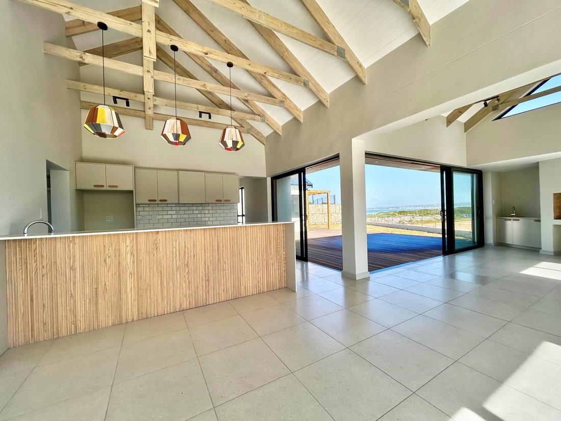 House in Still Bay West, Western Cape, South Africa 4 - 18426775