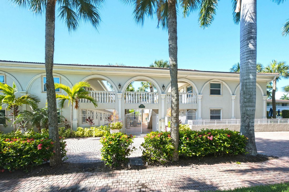 Eigentumswohnung in Naples, Florida, Vereinigte Staaten 1 - 18426909