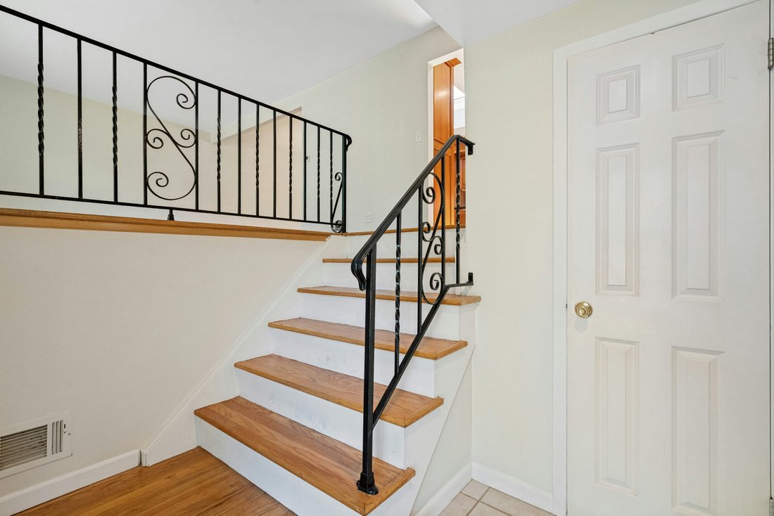 River Vale, New Jersey, United States 3 - 18426906