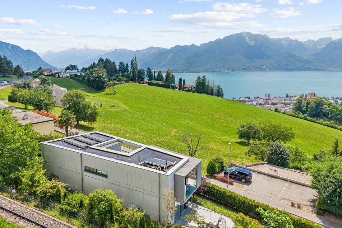 Montreux, Vaud, Switzerland 4 - 18426963