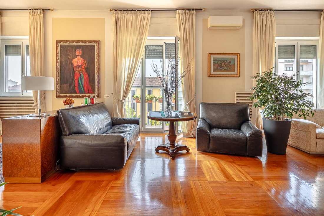Apartment in Morgagni - Bacone, Milan, Italy 3 - 18426946