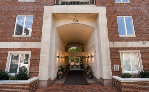 Condo in Cambridge, Massachusetts, United States 1