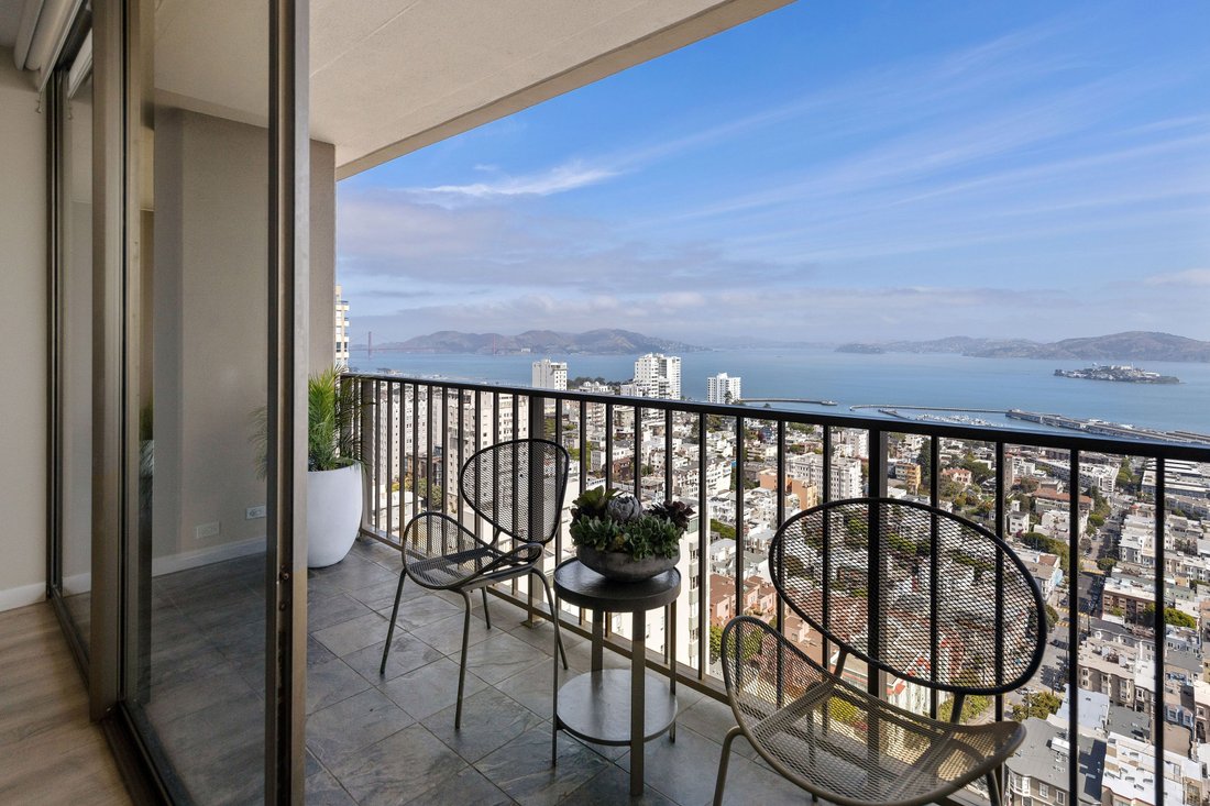 Condo in San Francisco, California, United States 5 - 18427118