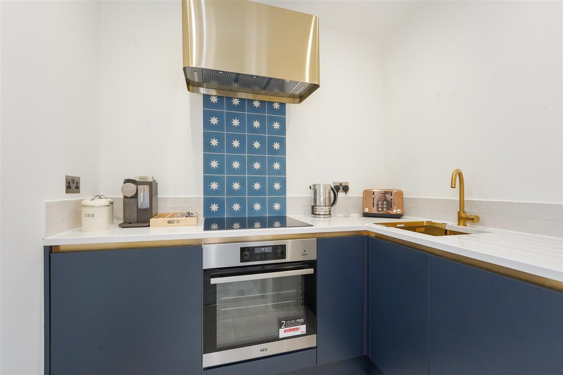 Apartment in Brompton, Kensington And Chelsea, England 4 - 18429532
