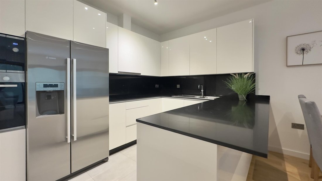 Apartment in Gibraltar, Gibraltar 2 - 18429073