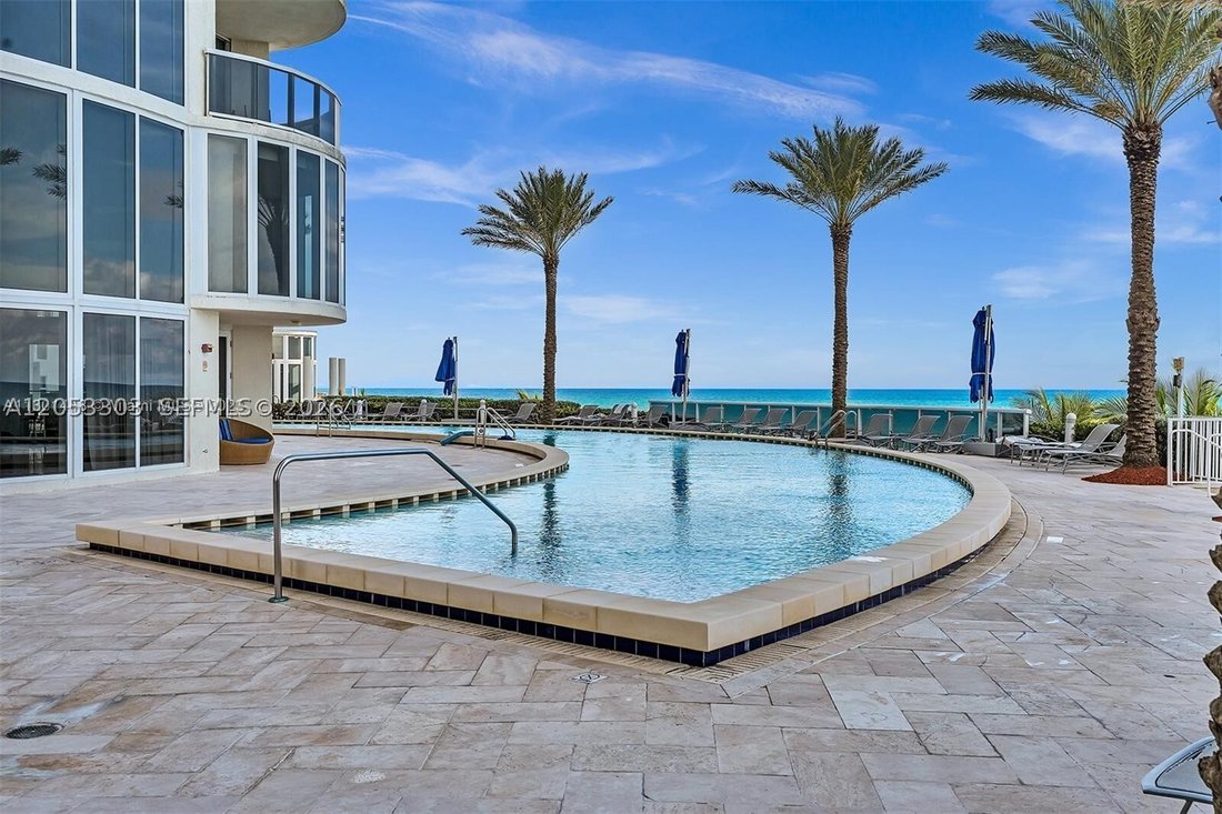 Condo in Golden Beach, Florida, United States 3 - 18428031