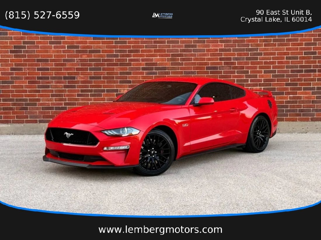 Coupe in Crystal Lake, IL, United States 1 - 18432843