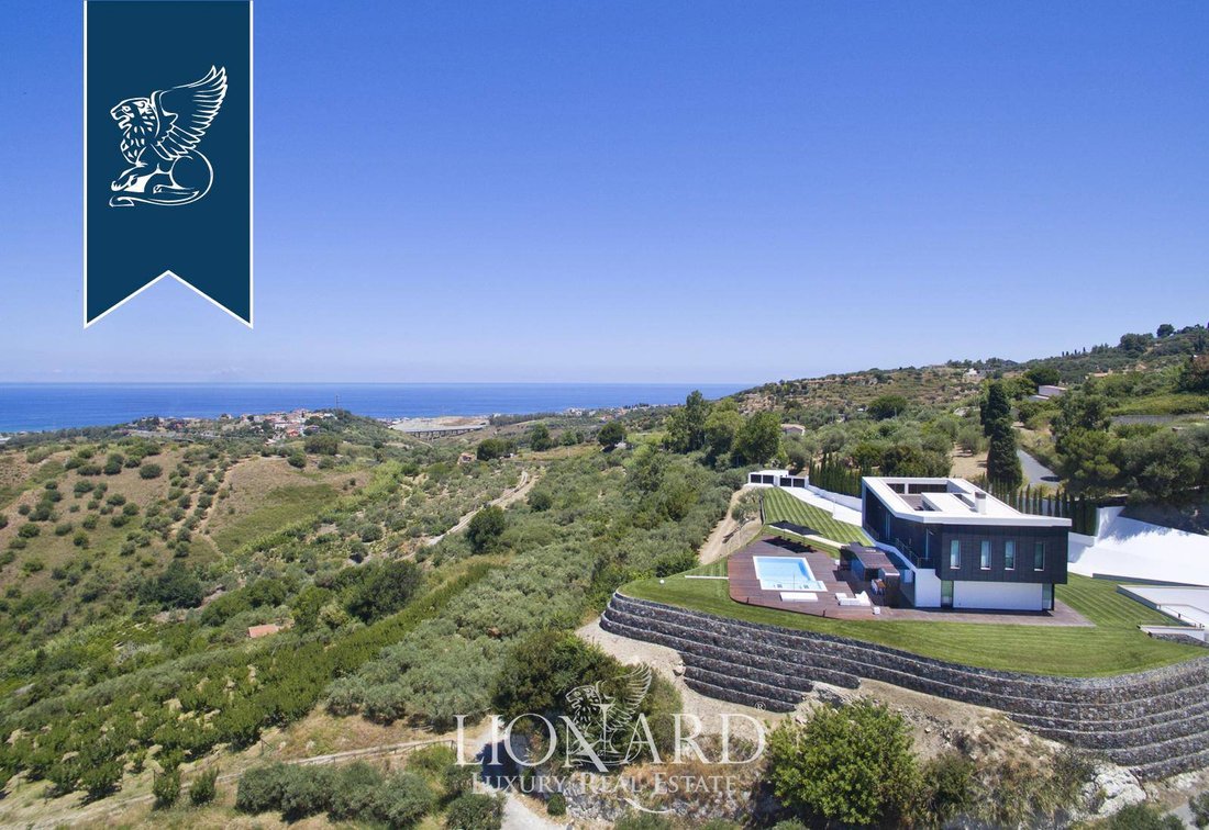 Villa in Valdina, Sicily, Italy 1 - 18432897