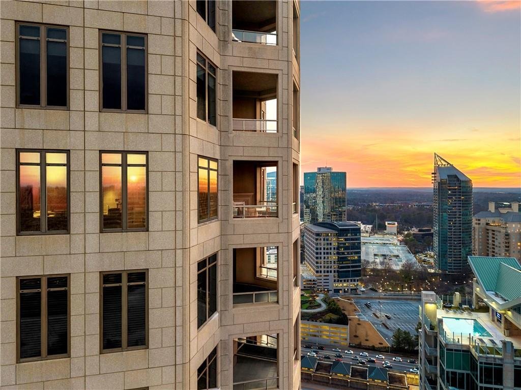 Condo in Atlanta, Georgia, United States 3 - 18427898