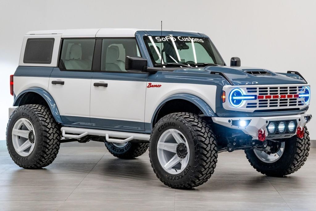 Ford Bronco 4X4 in Fort Lauderdale, FL, United States 3 - 18432535