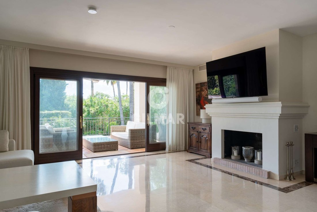 Villa in Marbella, Andalusia, Spain 4 - 18427506