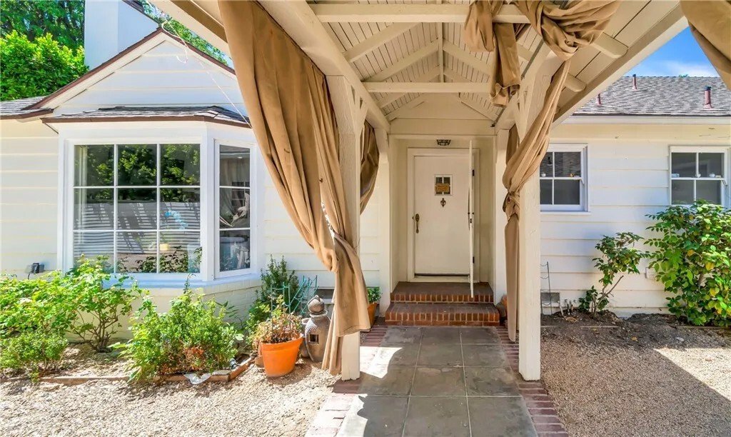 Condo in Los Angeles, California, United States 5 - 18431421