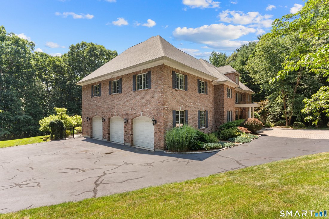 House in Glastonbury, Connecticut, United States 3 - 18433373