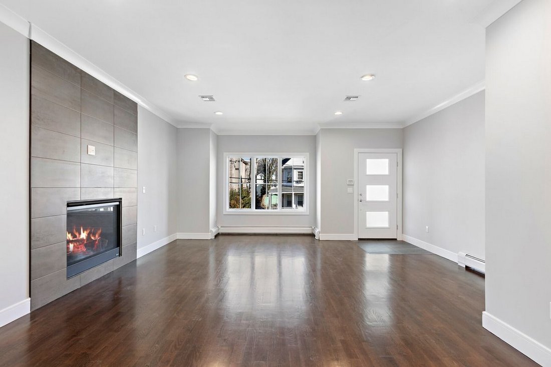Condo in Cliffside Park, New Jersey, United States 3 - 18427181