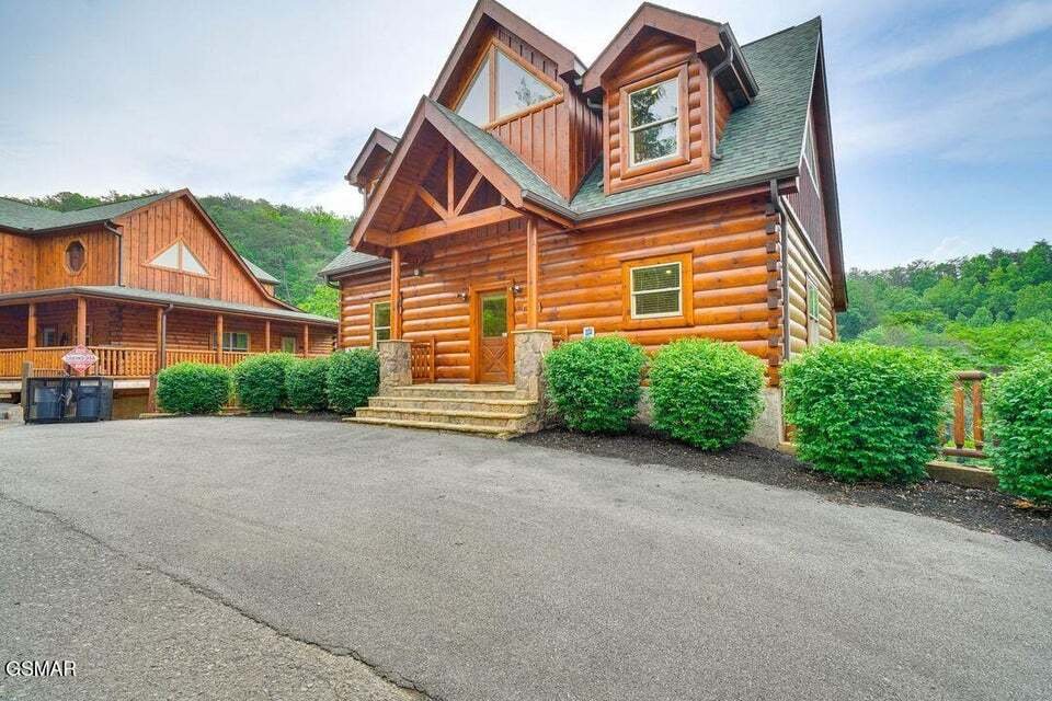 House in Sevierville, Tennessee, United States 1 - 18430153