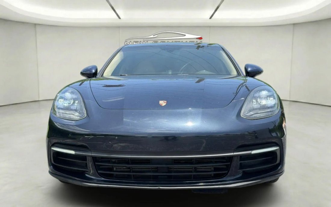 Sedan in Lake Worth, FL, United States 2 - 18432725