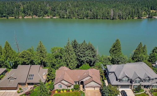 House in Camas, Washington, United States 1