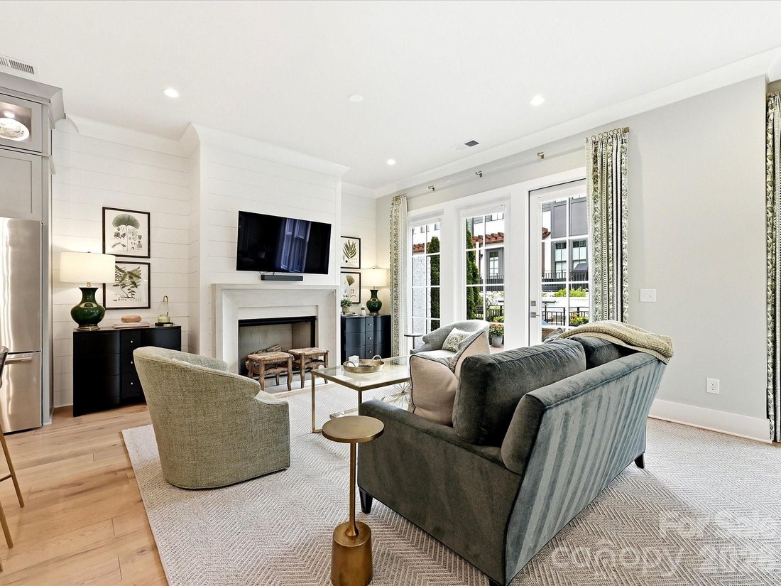 Townhouse in Charlotte, North Carolina, United States 4 - 18430280