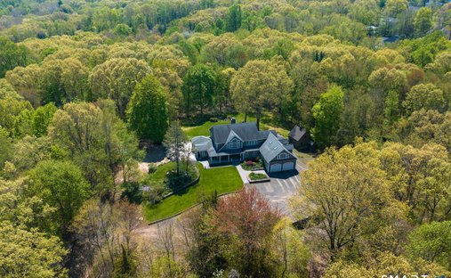House in Southington, Connecticut, United States 1