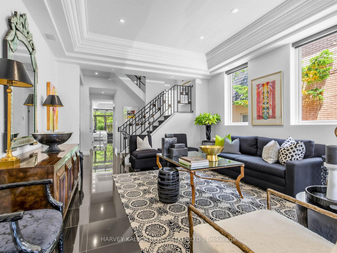 House in Toronto, Ontario, Canada 4 - 18433090