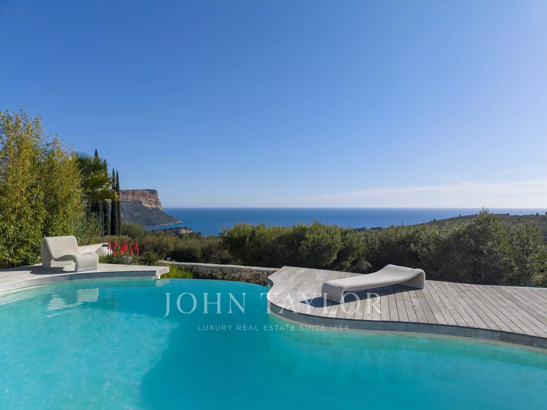 Villa in Peripherie, Cassis, France 1 - 17947630