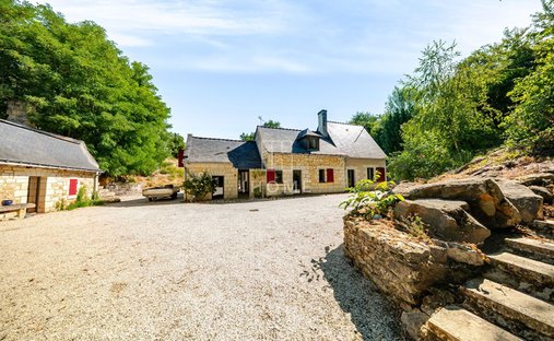 House in Brissac-Loire-Aubance, Pays de la Loire, France 1
