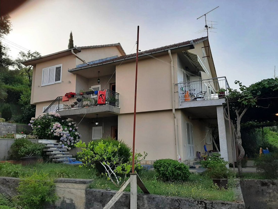 House in Tivat, Tivat Municipality, Montenegro 1 - 18429602