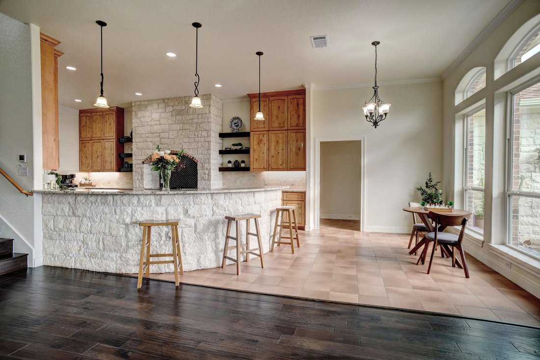 House in Cedar Creek, Texas, United States 5 - 18313272