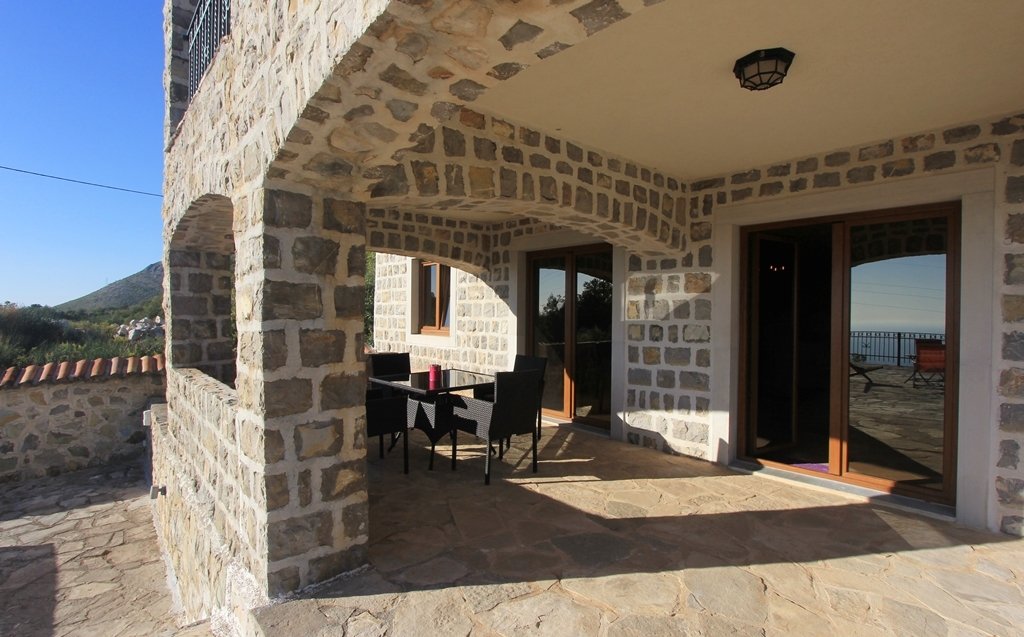 Villa in Petrovac, Budva Municipality, Montenegro 4 - 18429683