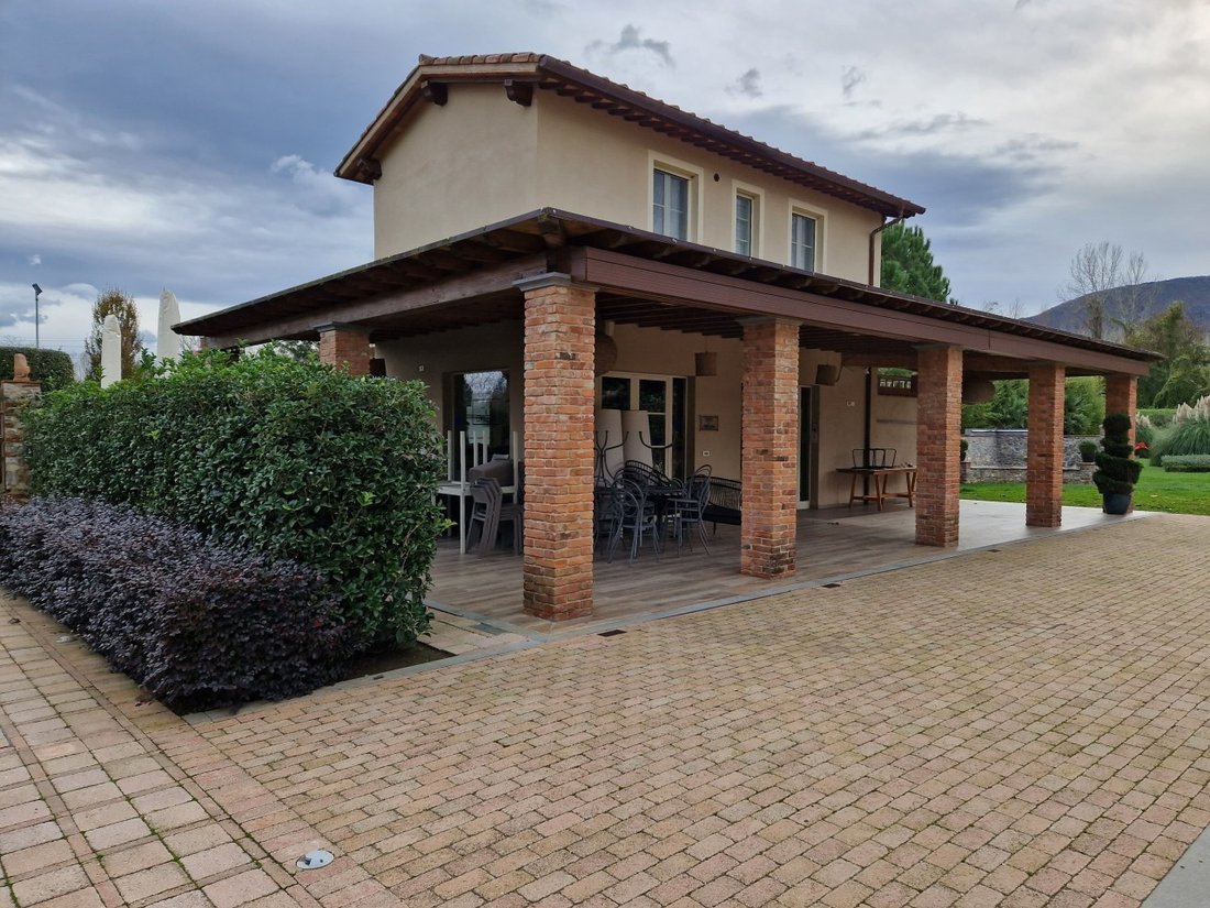 Villa in San Macario In Piano, Lucca, Tuscany 2 - 18430916