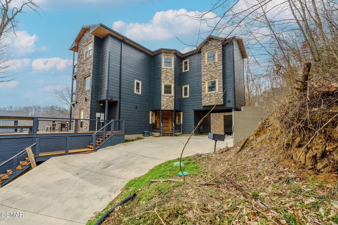 House in Gatlinburg, Tennessee, United States 1 - 18428962
