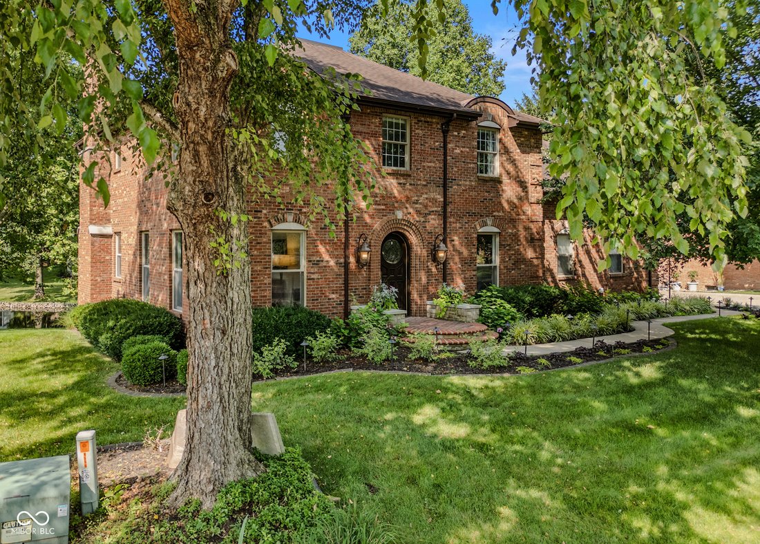 House in Columbus, Indiana, United States 1 - 18429428
