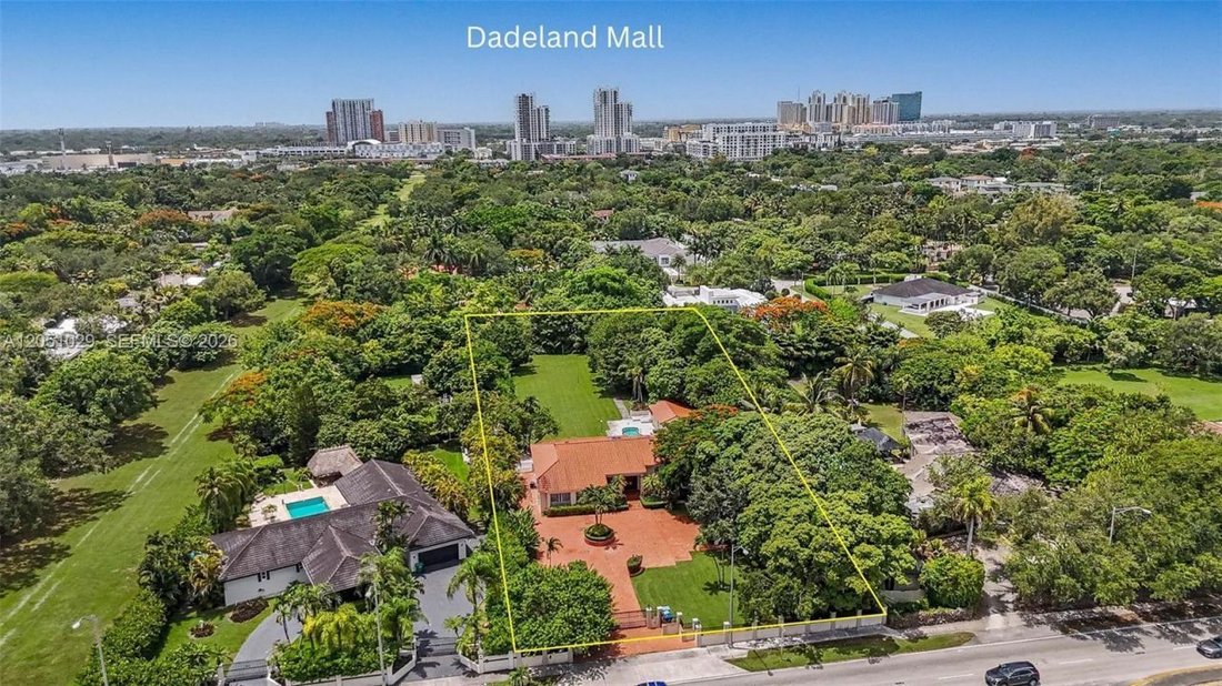 Land in Miami, Florida, United States 2 - 18433159
