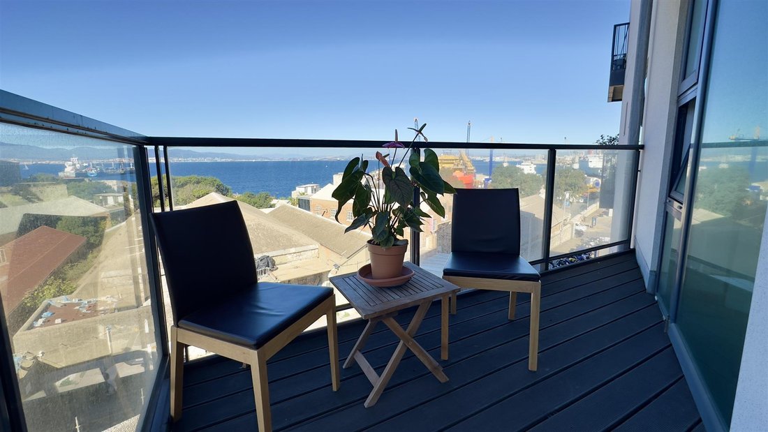 Apartment in Gibraltar, Gibraltar 2 - 18428956