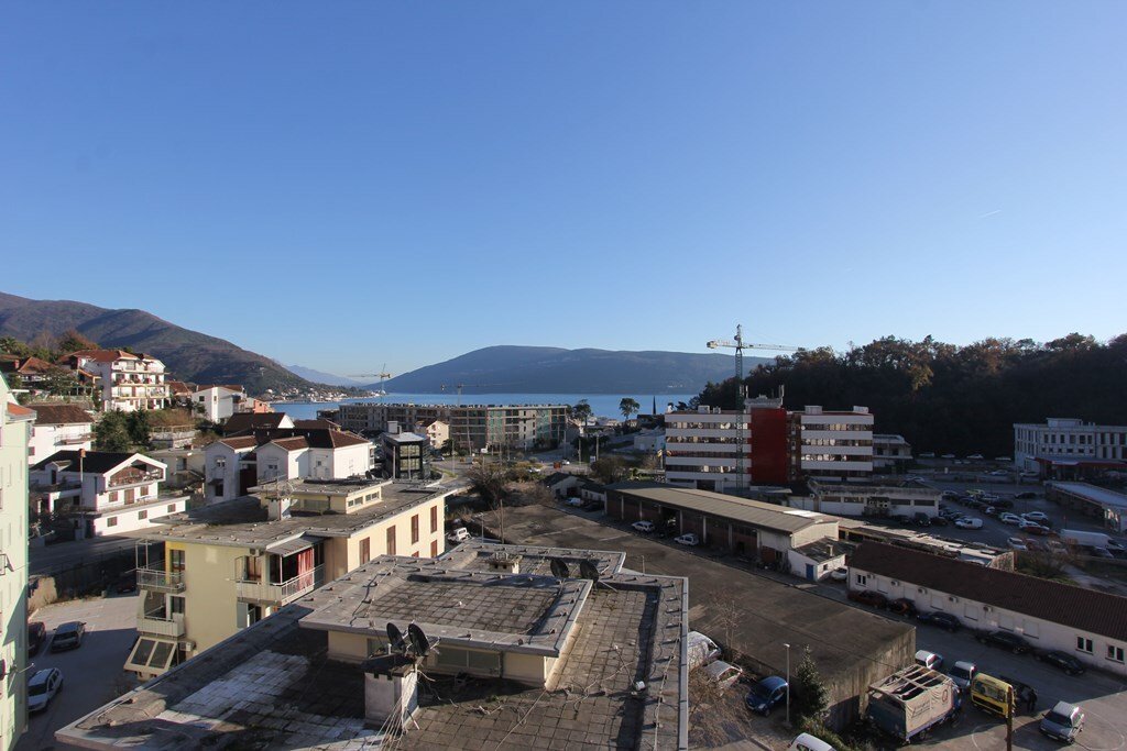Apartment in Meljine, Herceg Novi Municipality, Montenegro 4 - 18430326
