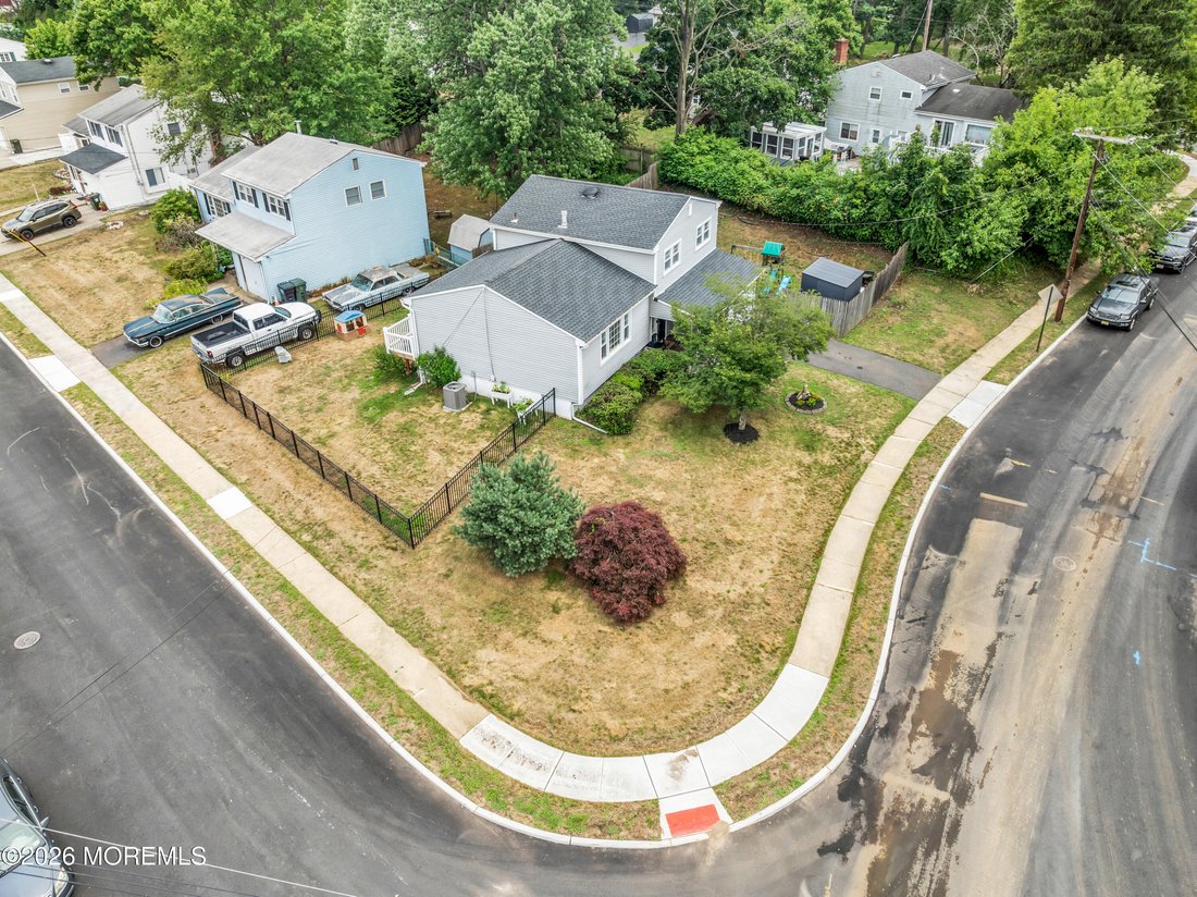 House in Hazlet, New Jersey, United States 4 - 18427264