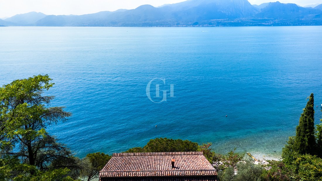 Villa in Torri del Benaco, Veneto, Italy 5 - 18433717