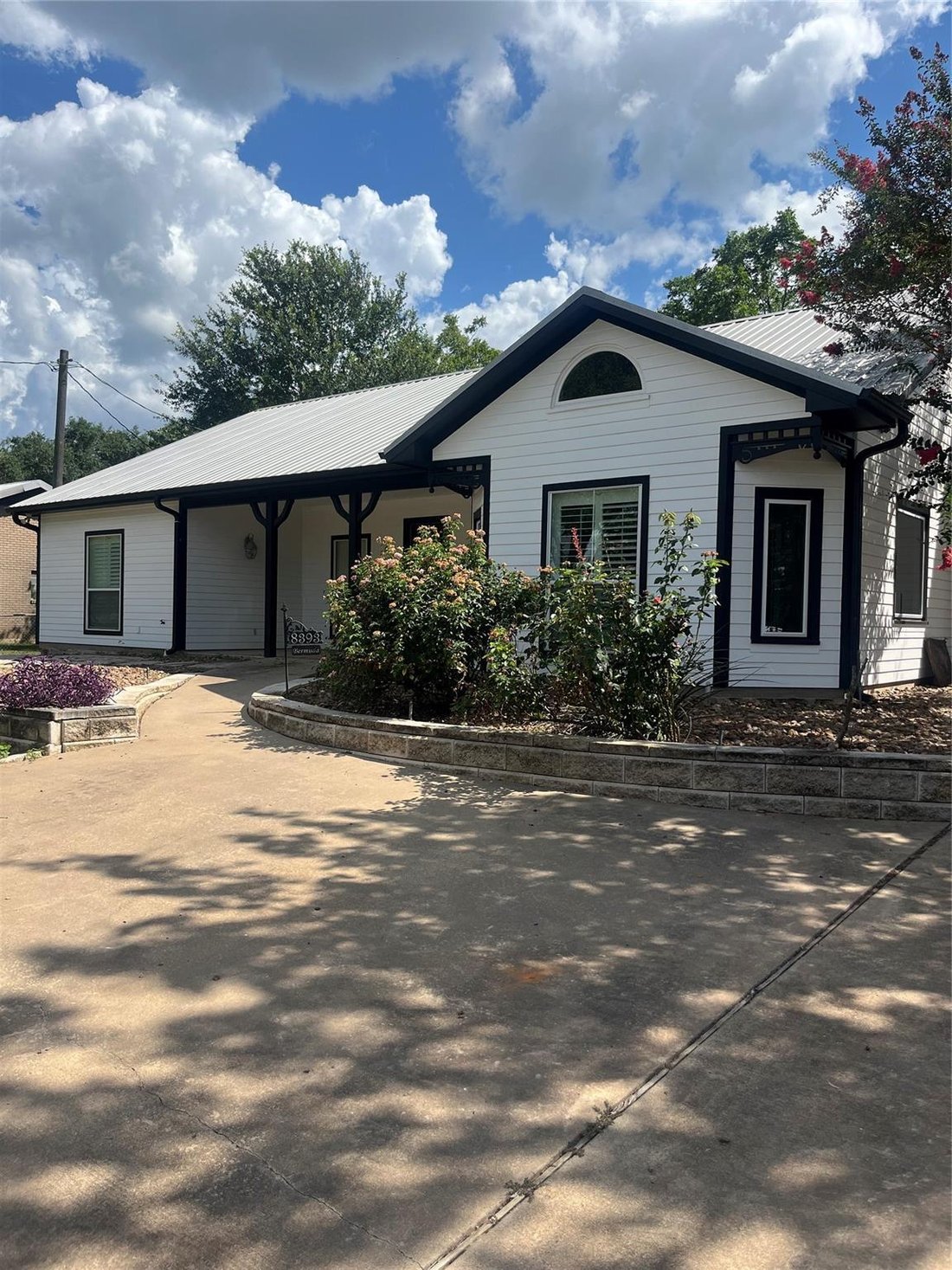 House in Industry, Texas, United States 1 - 18428217