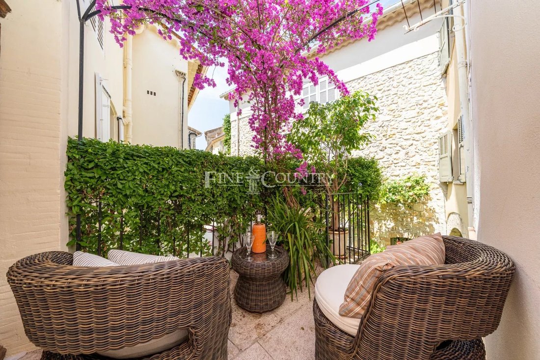 House in Mougins, Provence-Alpes-Côte d'Azur, France 5 - 18428872